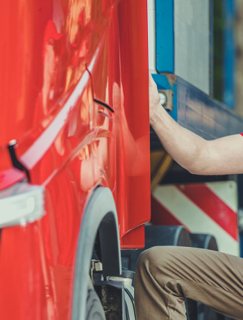 Class A CDL: Your Gateway to a Rewarding Career at Logisticize